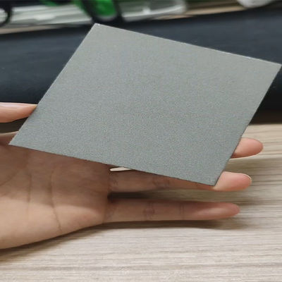 Matériau de couche de diffusion de gaz de cellule électrolytique PEM